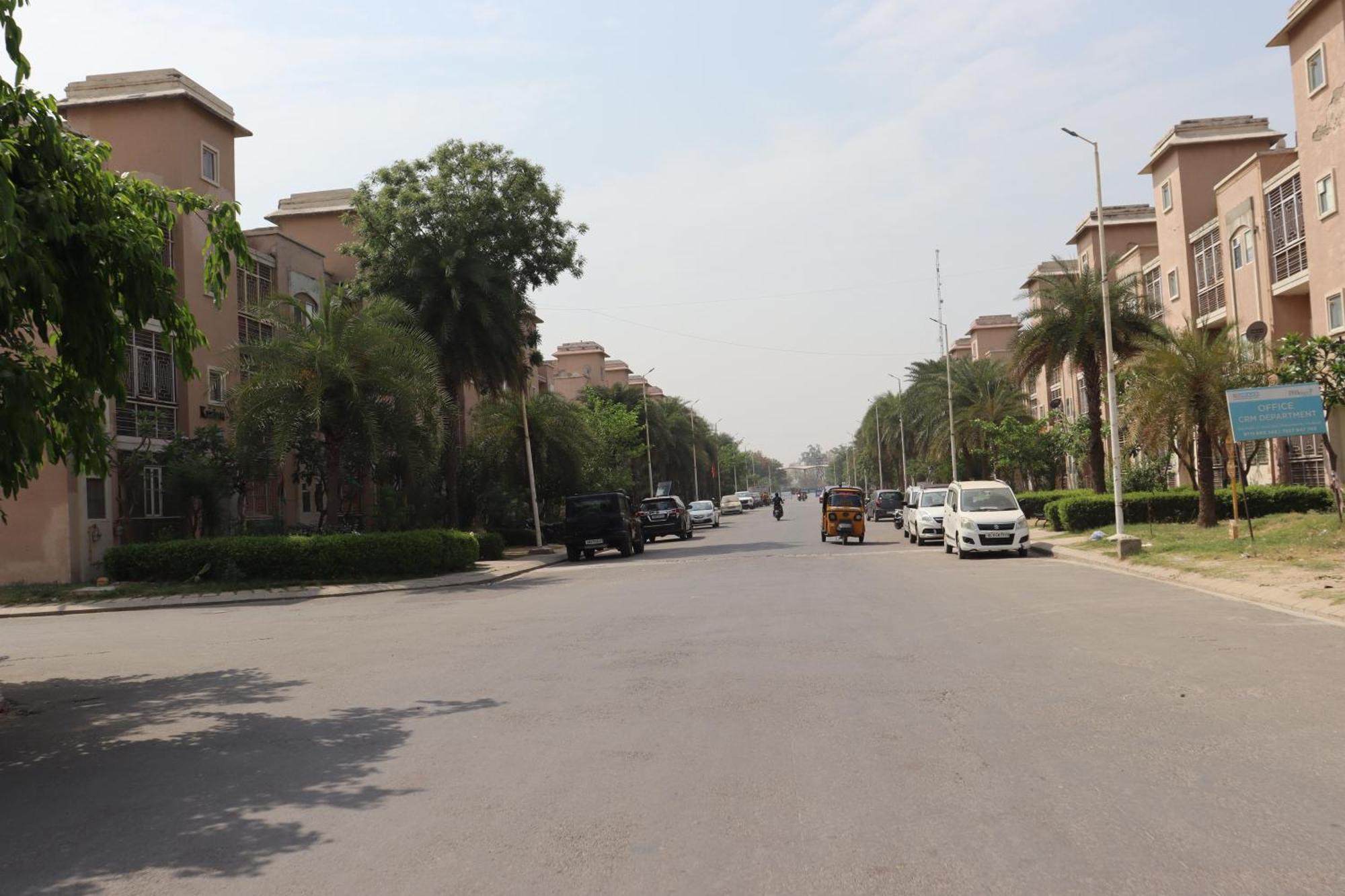 Apartment Omaxe Eternity Family Stay- Near Prem Mandir