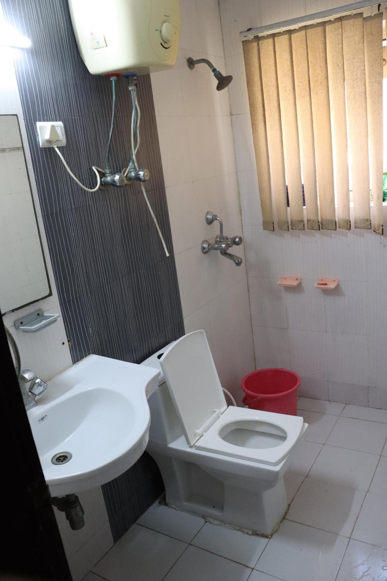 Omaxe Eternity Family Stay- Near Prem Mandir